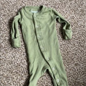 0-3 button organic footie